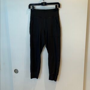 Lululemon Grey Align Joggers Cropped